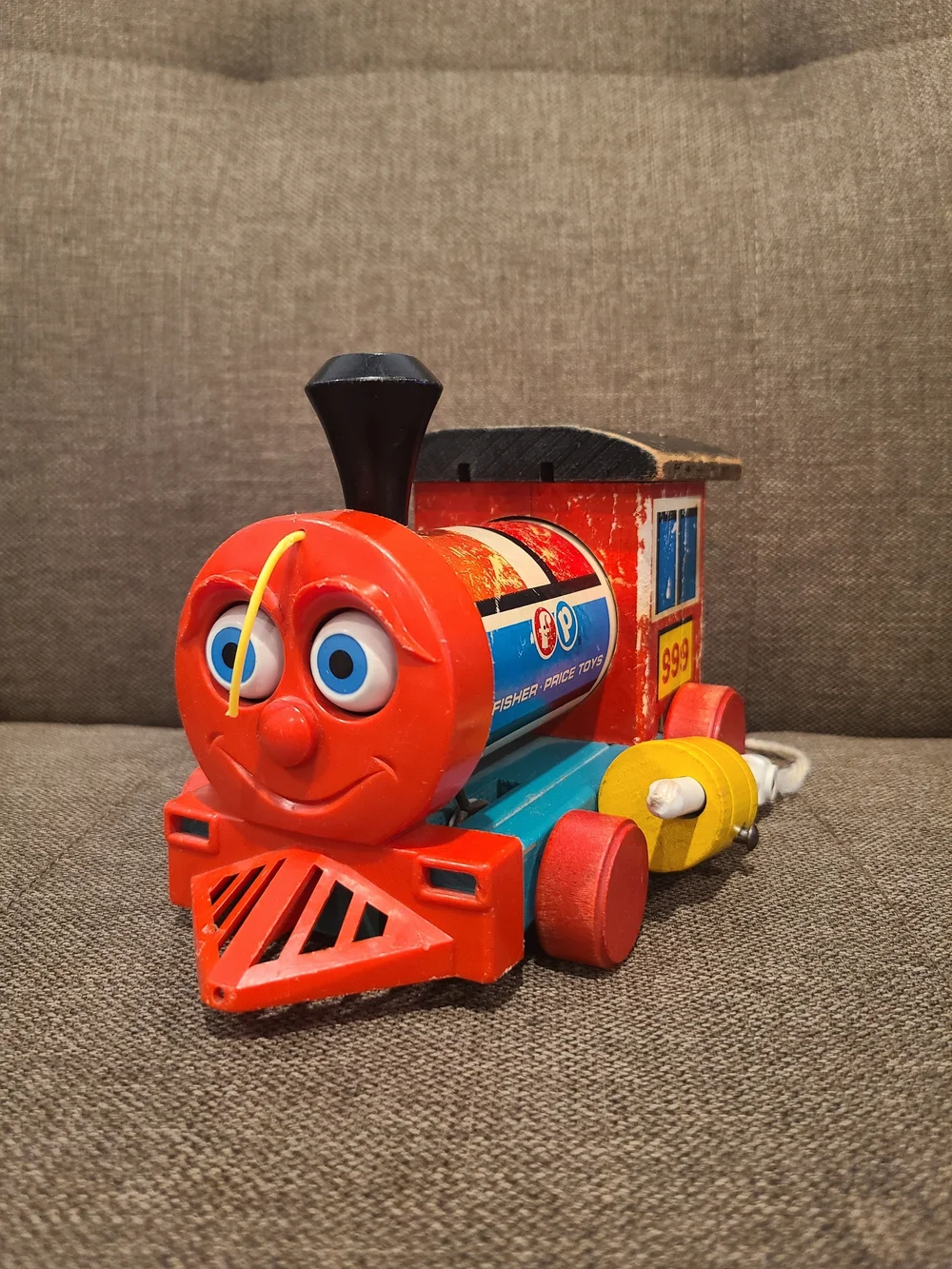 Vintage - Fisher Price - HUFFY PUFFY 999 - Wood Train Engine